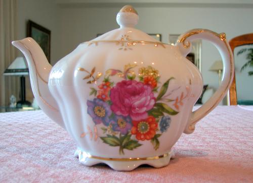 MUSICAL TEAPOT, RUTH ROONEY